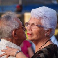 ¡A bailar se ha dicho! El Ayuntamiento de Jerez invita a los mayores a disfrutar bailando