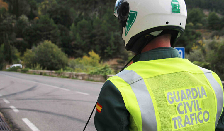 Agente de la Guardia Civil de Tráfico. GUARDIA CIVIL