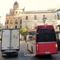 Autobús se estrella en Jerez