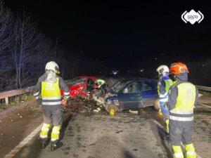 Trágico accidente de tráfico deja una mujer fallecida y dos hombres heridos