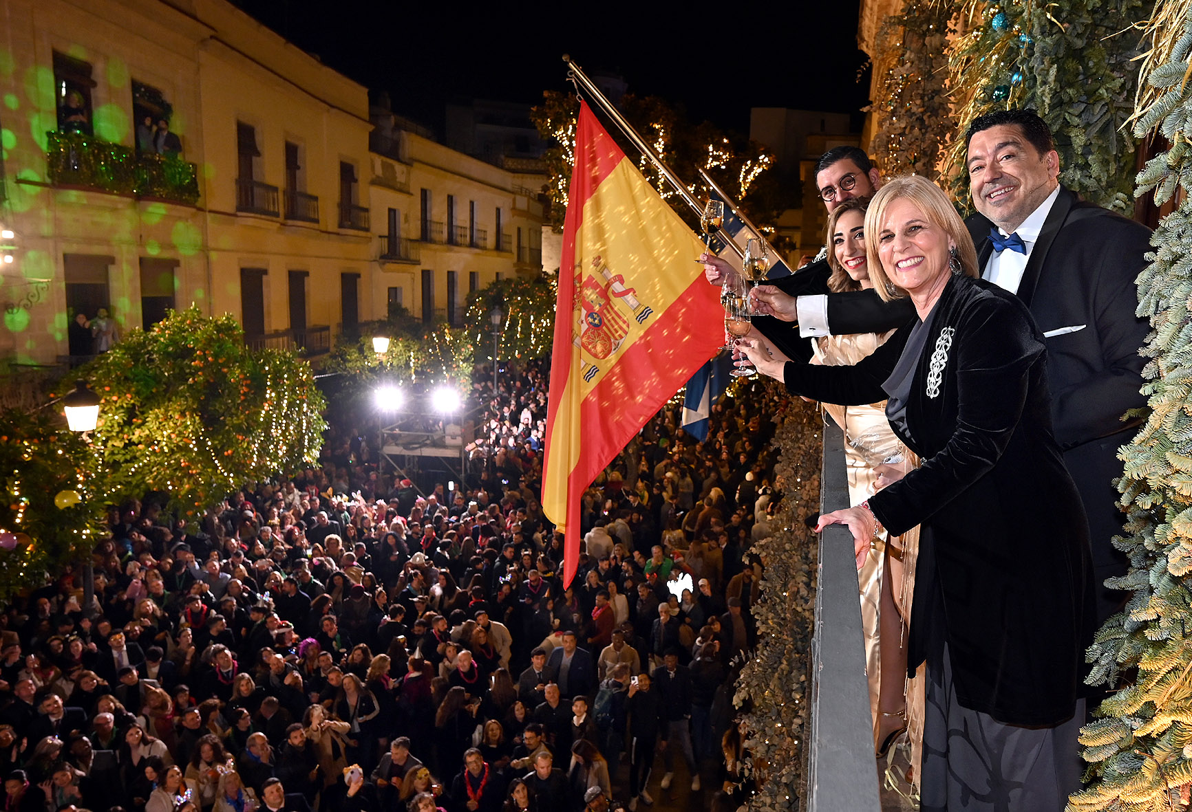 Una noche mágica en Jerez: Manu Sánchez y Olga Carmona dan la bienvenida al 2024