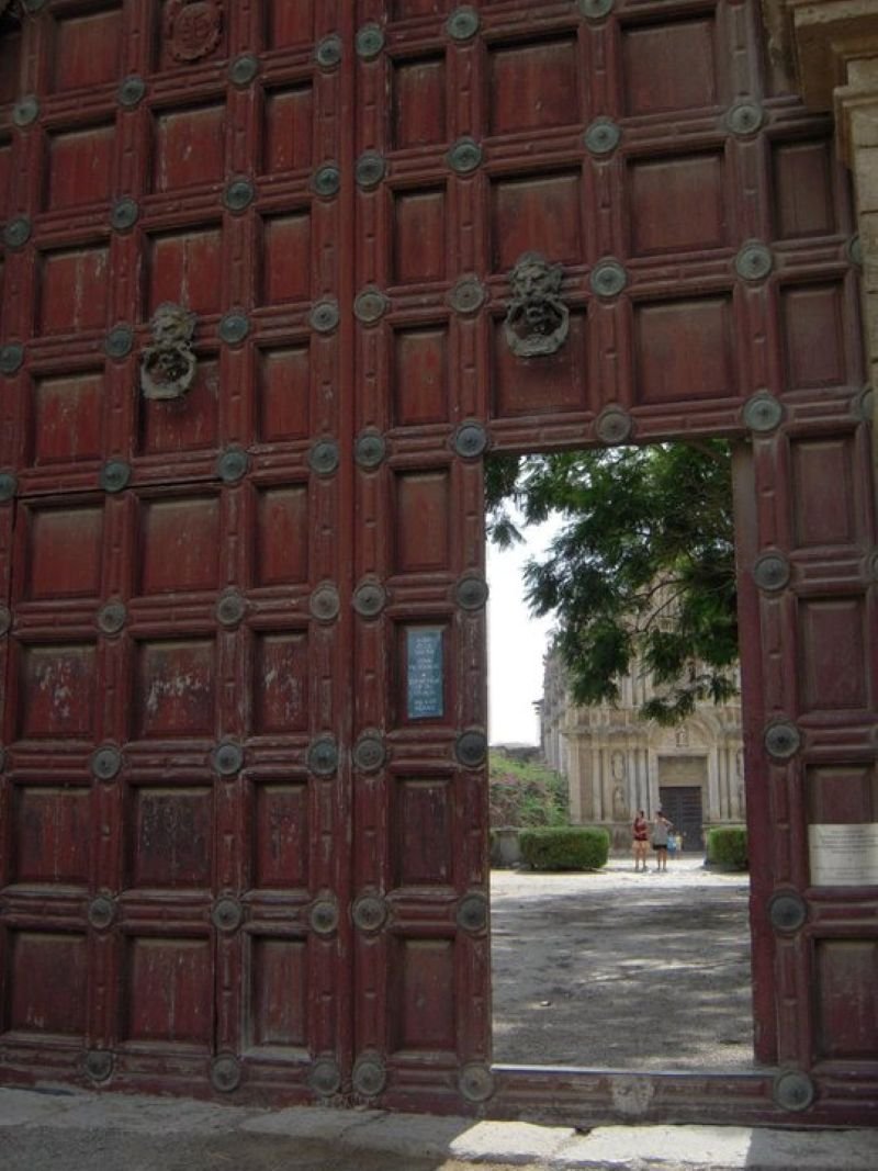 Jerez, un destino mágico: caballos cartujanos, purasangres y la Catedral de San Salvador