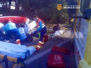 Accidente mortal en Olvera: un fallecido en un vuelco