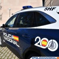 Un policía fuera de servicio una mujer en Jerez