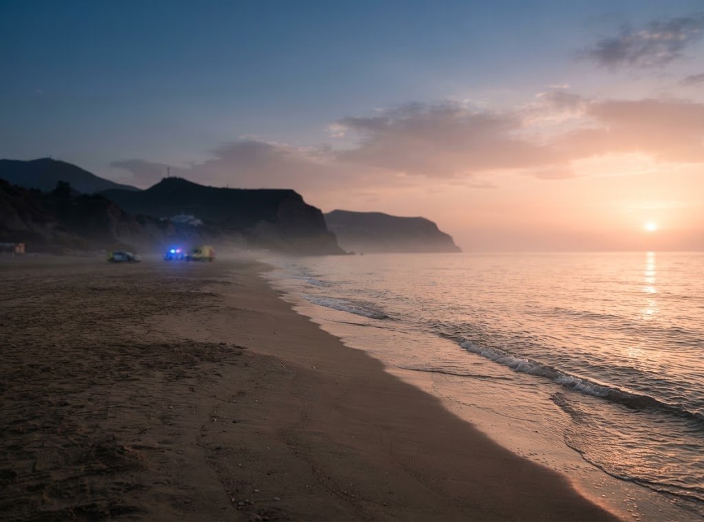 Conoce los detalles sobre el trágico suceso ocurrido en la playa del Rincón de la Victoria durante este domingo.