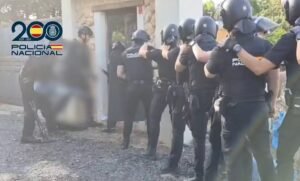 Desarticulada una red criminal que estafaba a personas mayores para apropiarse de sus viviendas