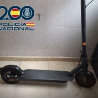 robaba patinetes eléctricos en Jerez