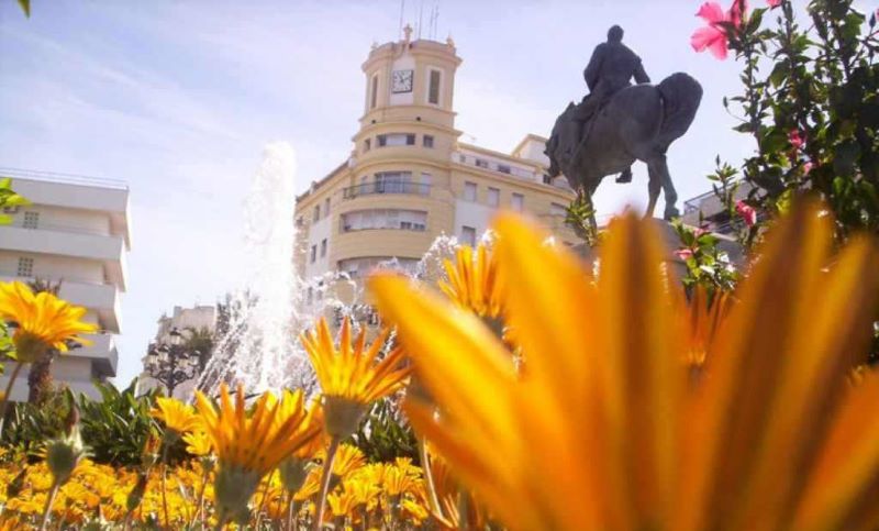 Jerez te espera: Recorre su casco antiguo y deleita tu paladar con 2 vinos