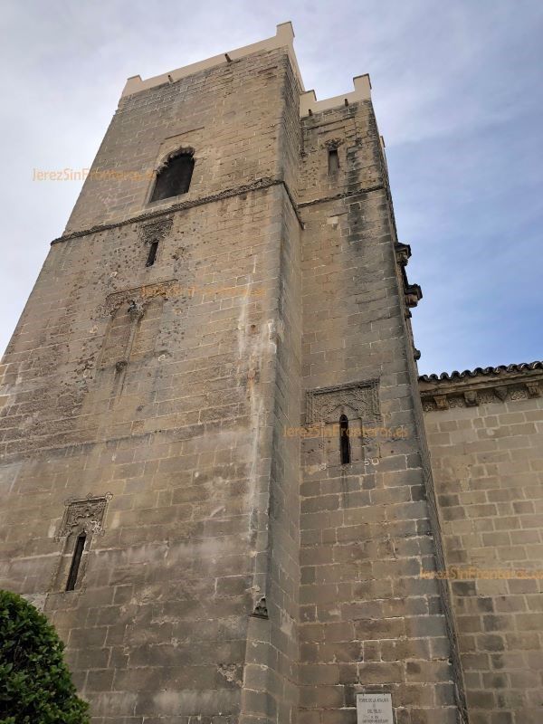 La Torre de la Atalaya recupera su esplendor tras una intervención de urgencia