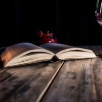 La Poesía y el vino se dan la mano