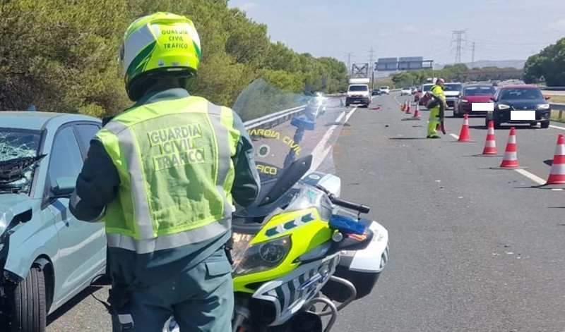 Muere un motorista en un accidente en la A-373 de Ubrique