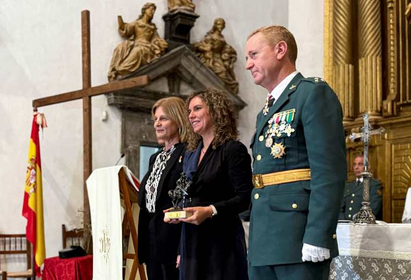 El Centro Municipal de Información a la Mujer de Jerez recibe el reconocimiento de la Guardia Civil