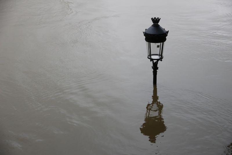 Vídeo | Riesgo de inundaciones en Jerez: La AEMET advierte de fuertes precipitaciones. El Ayuntamiento activa el protocolo de emergencia para proteger a la población