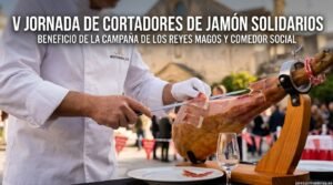 La Plaza de la Asunción acoge la cita solidaria con treinta cortadores y jamones Montesierra