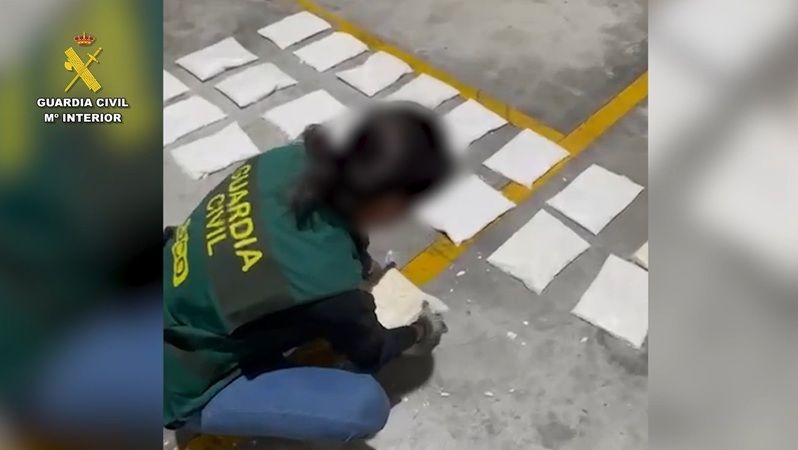 Se incautan 350 kilos de cocaína en un camión que circulaba por la A4 entre Sevilla y Córdoba