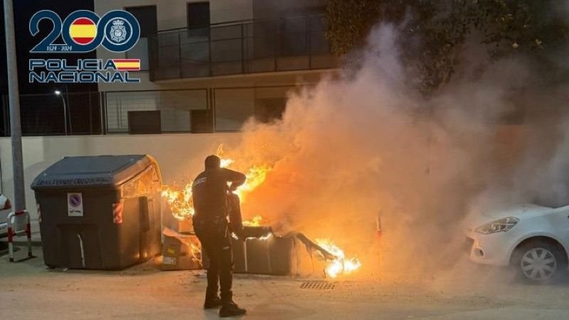 Detenido en Jerez por quema de contenedores: 22.400 euros en daños