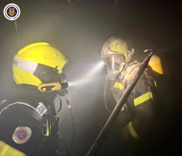 Arde piso en Jerez: Dramático incendio en el Paseo de las Delicias