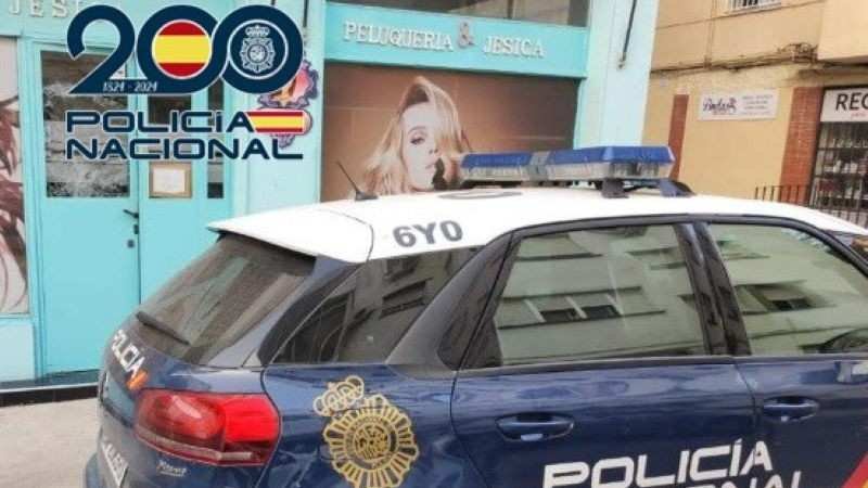 Detenido en Jerez por morder a los agentes y robar en bazar