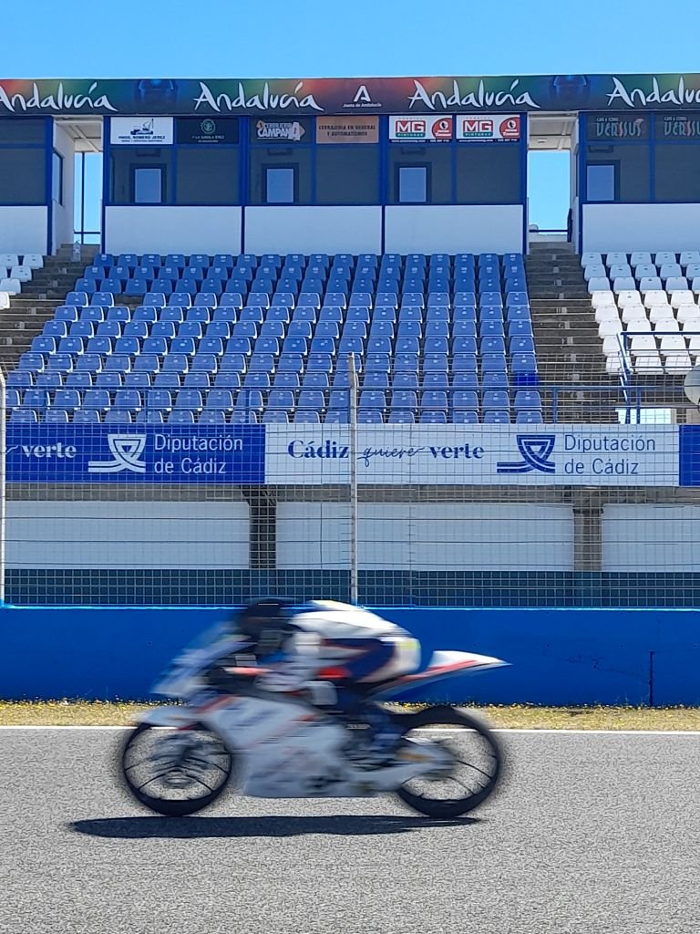 Descubre la emoción del Junior GP en Jerez