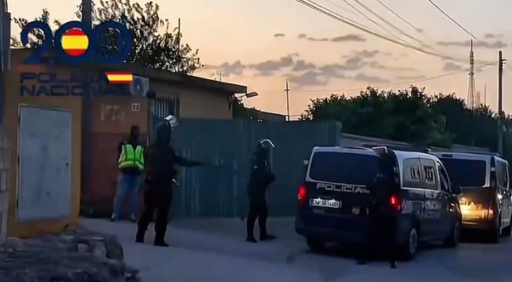 Desmantelan red de blanqueo en un impactante despliegue policial en Jerez, El Puerto y Chiclana