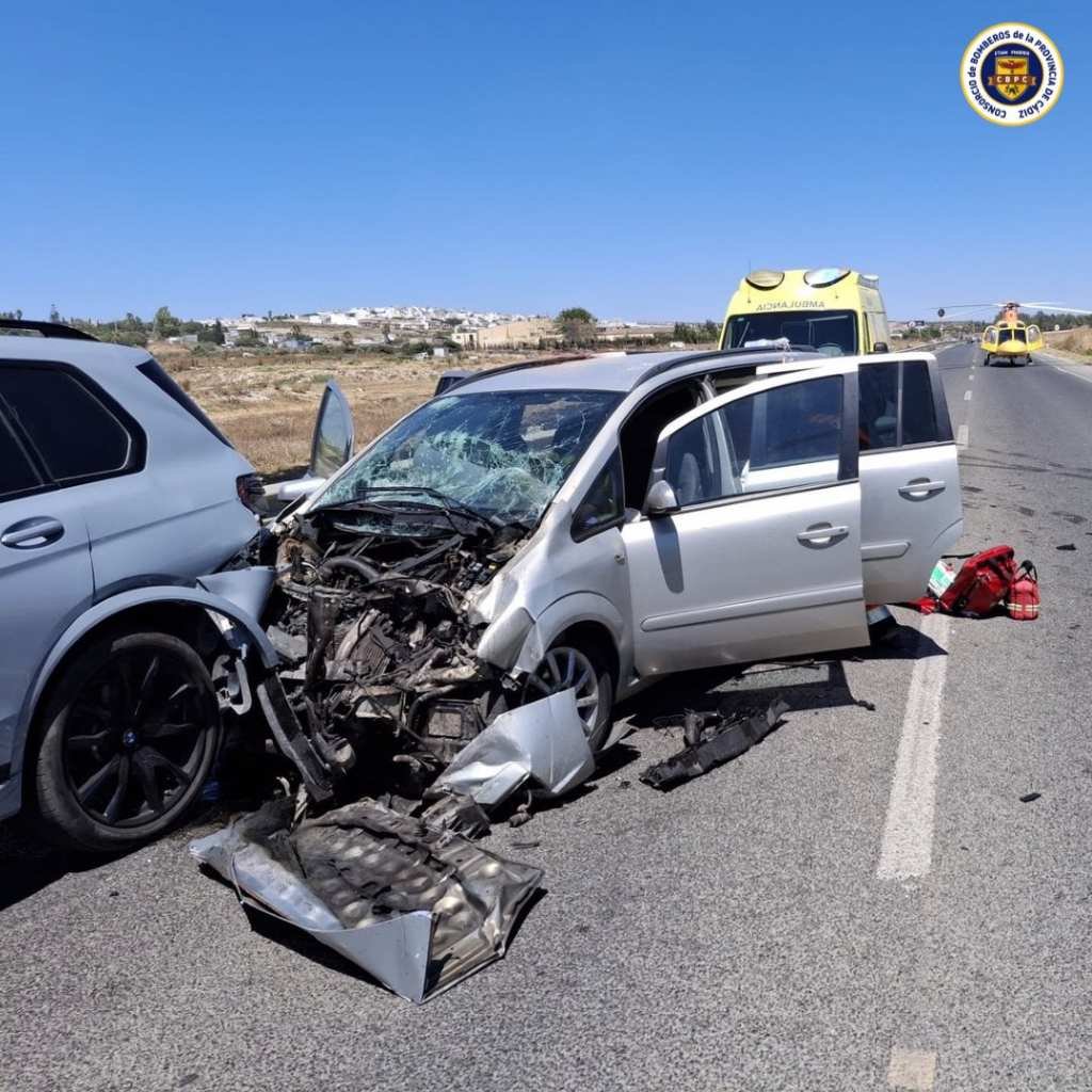 Cuatro heridos en un accidente múltiple en la A-471
