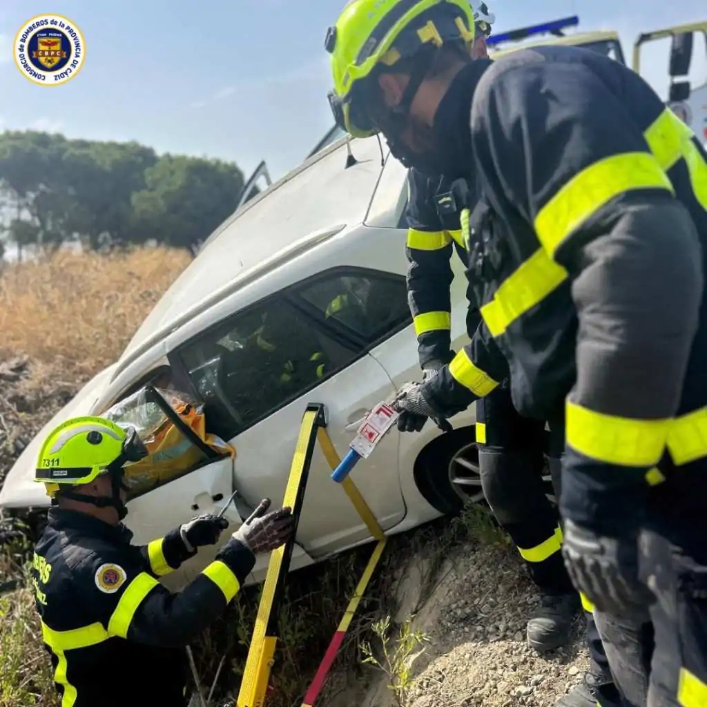 Terrible accidente en El Puerto: ¿Cómo sobrevivió el conductor? Los detalles de un rescate de película