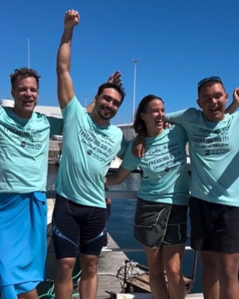 nadador con autismo cruza el Estrecho de Gibraltar