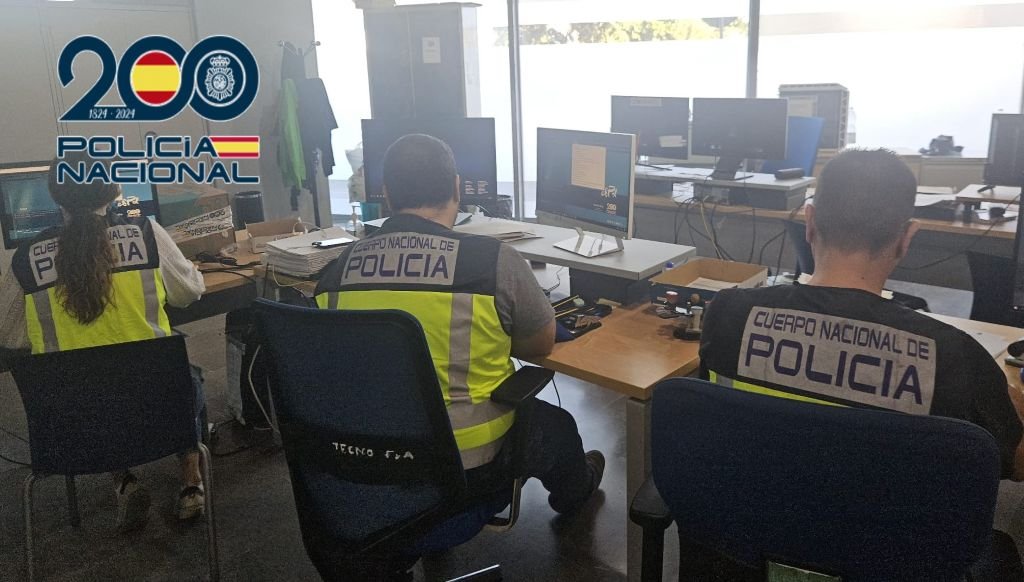 Oleada de estafas bancarias en Cádiz: El terror del ‘vishing’ y ‘smishing’ deja 145 víctimas y cuatrocientos mil euros robados