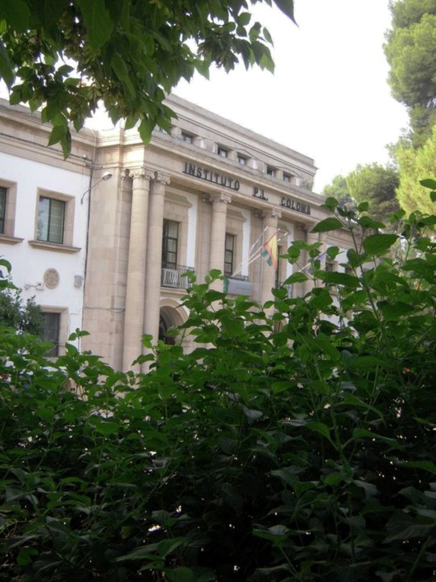 Historia del IES Padre Luis Coloma: Un referente en Jerez