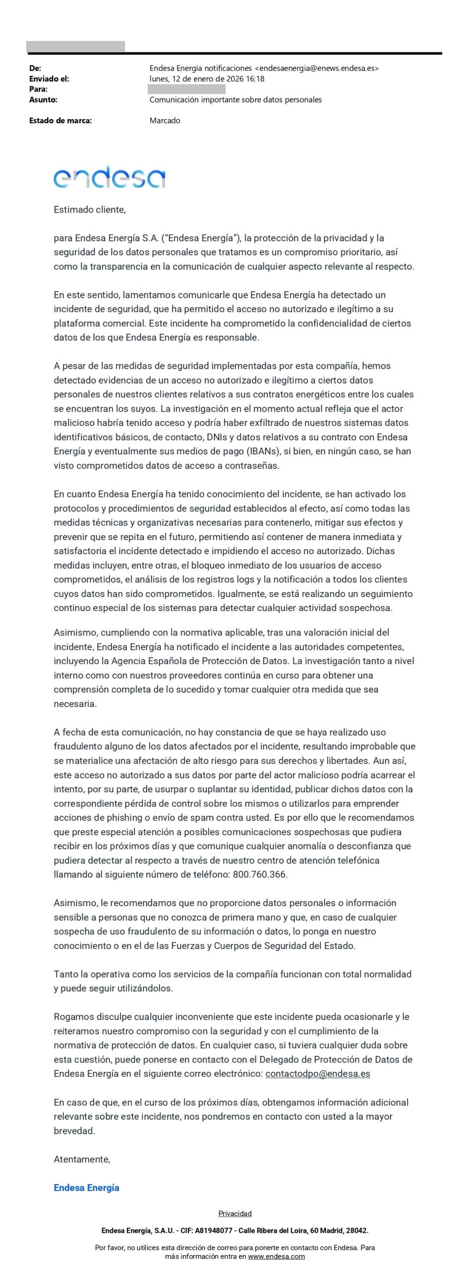 Captura del correo oficial de Endesa Energía notificando un incidente de seguridad y acceso no autorizado a datos personales, incluyendo DNI, contratos y códigos IBAN de clientes.