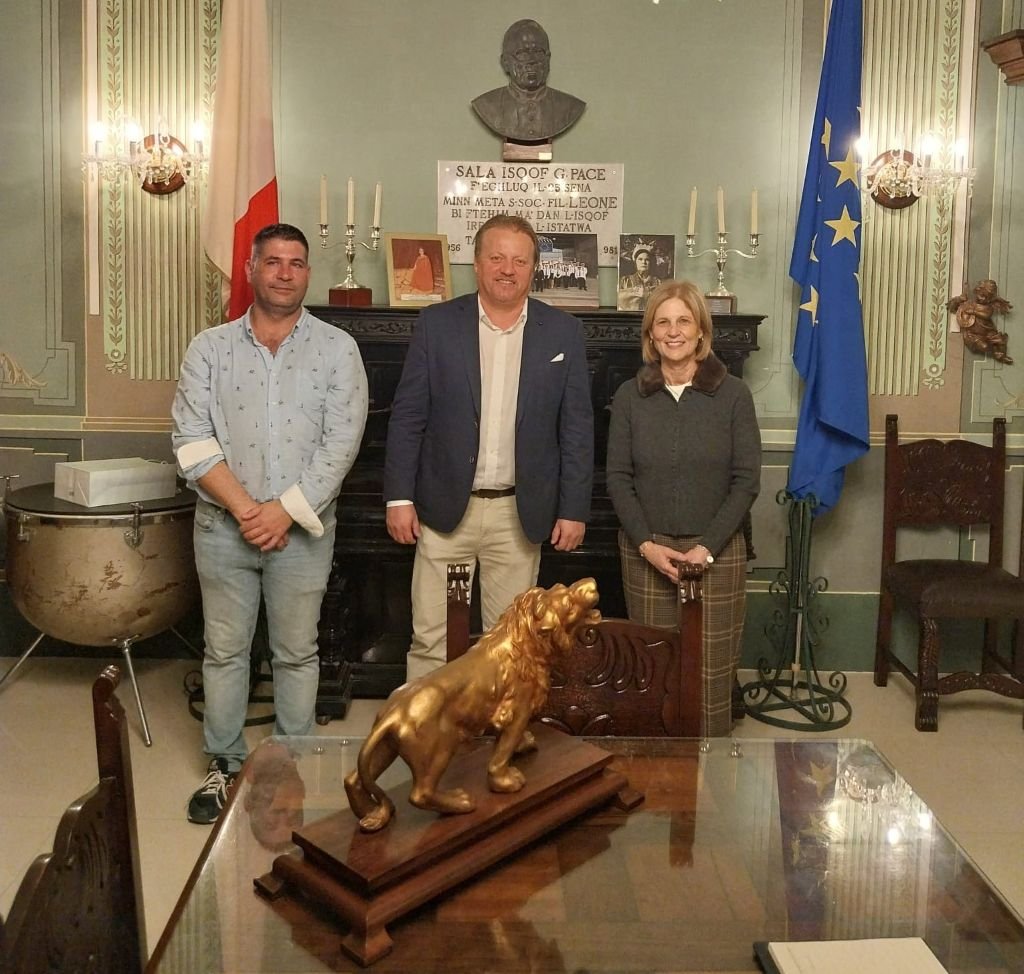 Encuentro institucional entre miembros del Ateneo de Jerez y la ciudad de Victoria en Malta para el proyecto de Capital Europea de la Cultura 2031.