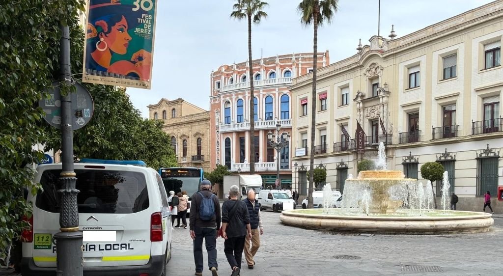 Acción conjunta de Policía Nacional y Local ante un conductor que nunca obtuvo el permiso en Jerez