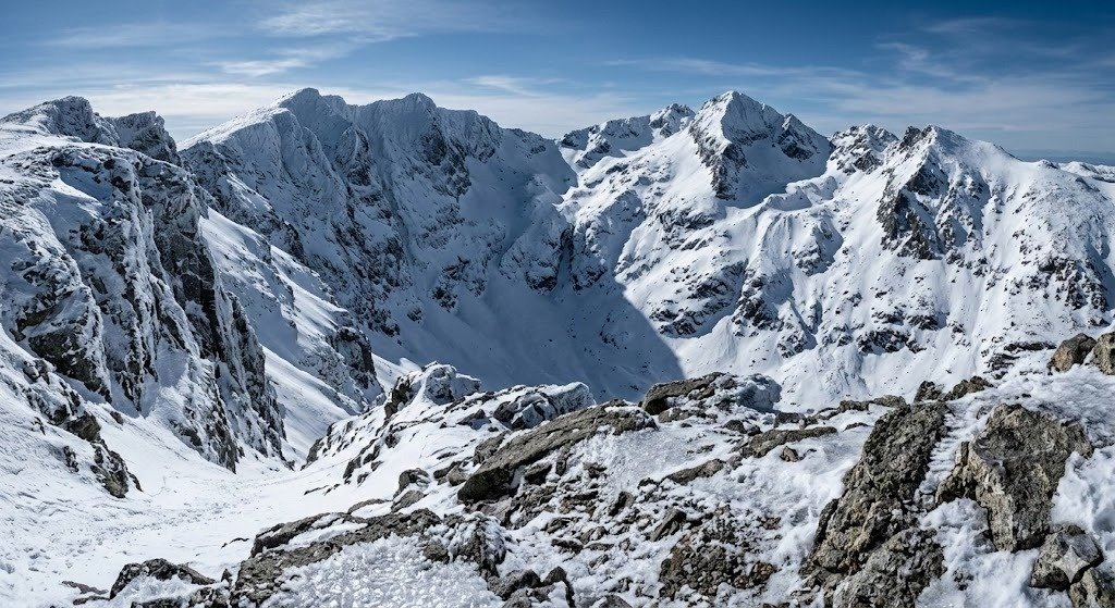 Tragedia en la nieve: Fallece un montañista en Jerez del Marquesado