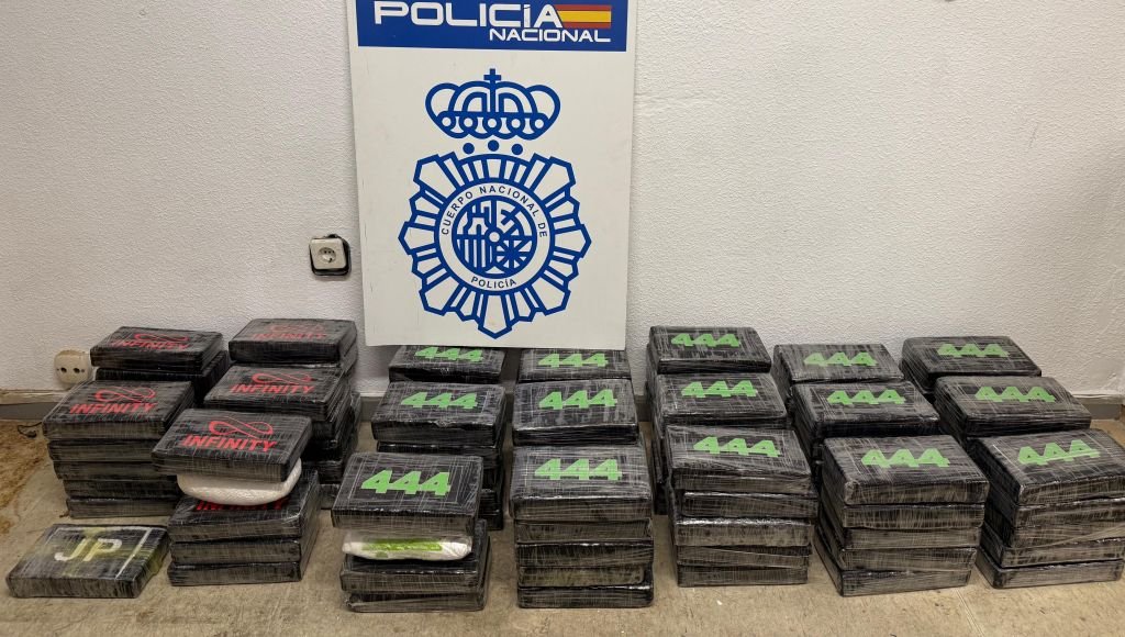 La Policía Nacional asesta un duro golpe al narcotráfico internacional tras interceptar 110 kilos de cocaína