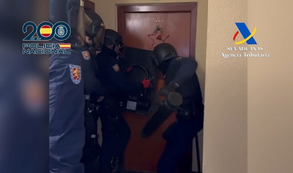 Golpe a las mafias que comercian con el sueño de la regularización