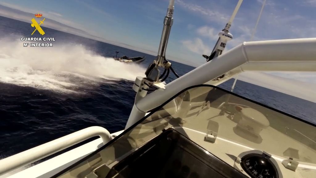 Golpe al narcotráfico en aguas del Golfo con cinco toneladas de hachís intervenidas