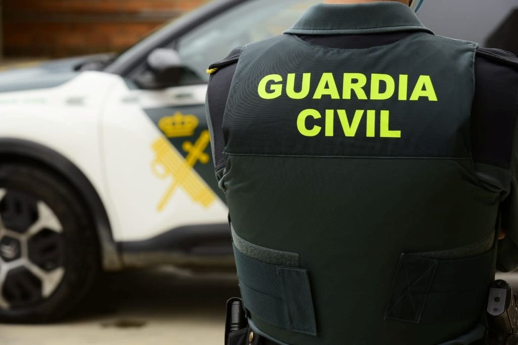 Tragedia laboral en la costa de Cádiz: un fallecido tras caerle la plataforma de un camión