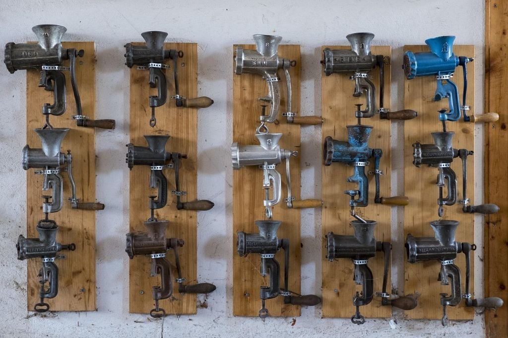 Fallece un hombre en Jaén atrapado por una máquina picadora