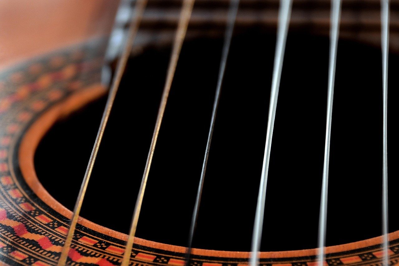 El secreto de la guitarra flamenca en Jerez: Lo que ocurre tras las puertas de Santiago