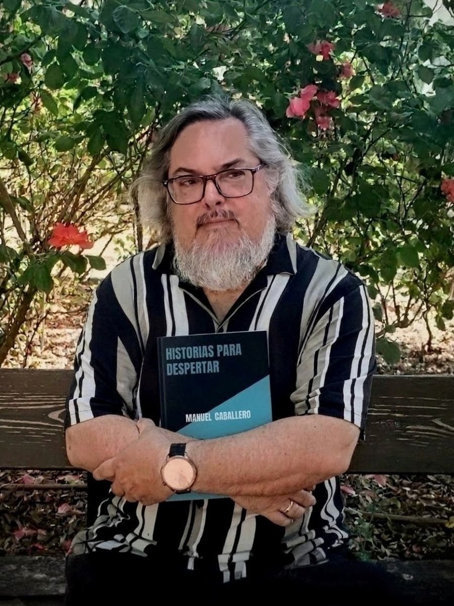 Manuel Caballero: «Cuando paseo por Nueva York, camino en andaluz y con una copa de vino en la mano»