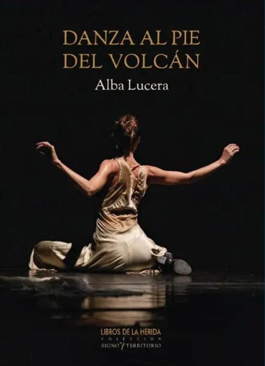 Danza al pie del volcán de Alba Lucera en Jerez
