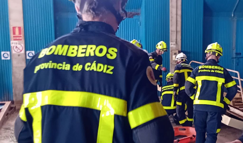 ¿Por qué se investiga la muerte de un hombre tras caer a un pozo en Olvera? Los hechos