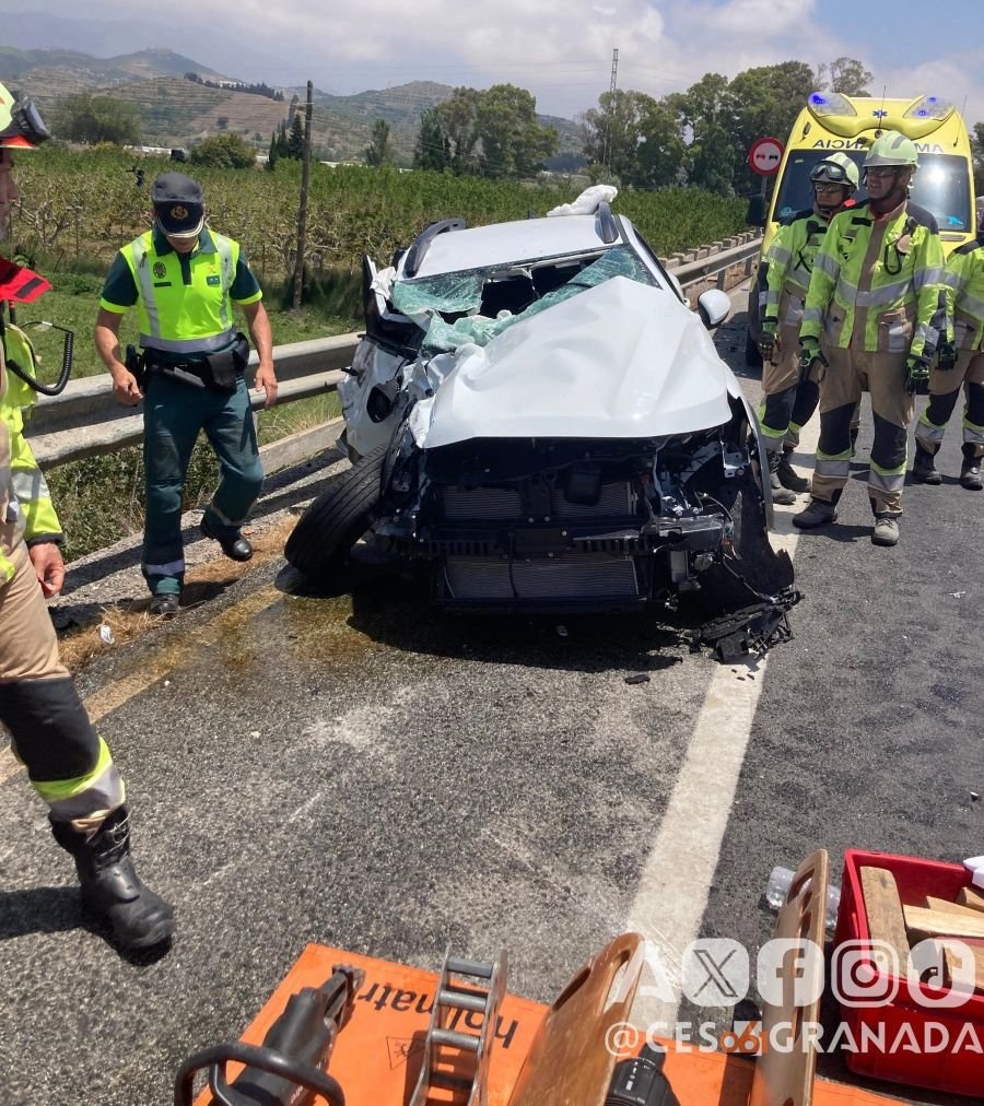 Accidente de trafico en Salobreña deja un muerto y un herido grave