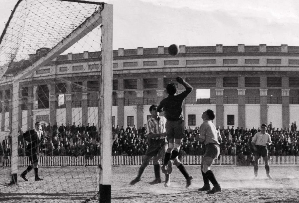 ¿Quién ganó el partido de fútbol del Betis contra el Cádiz en 1940? La expedición que viajó desde Jerez