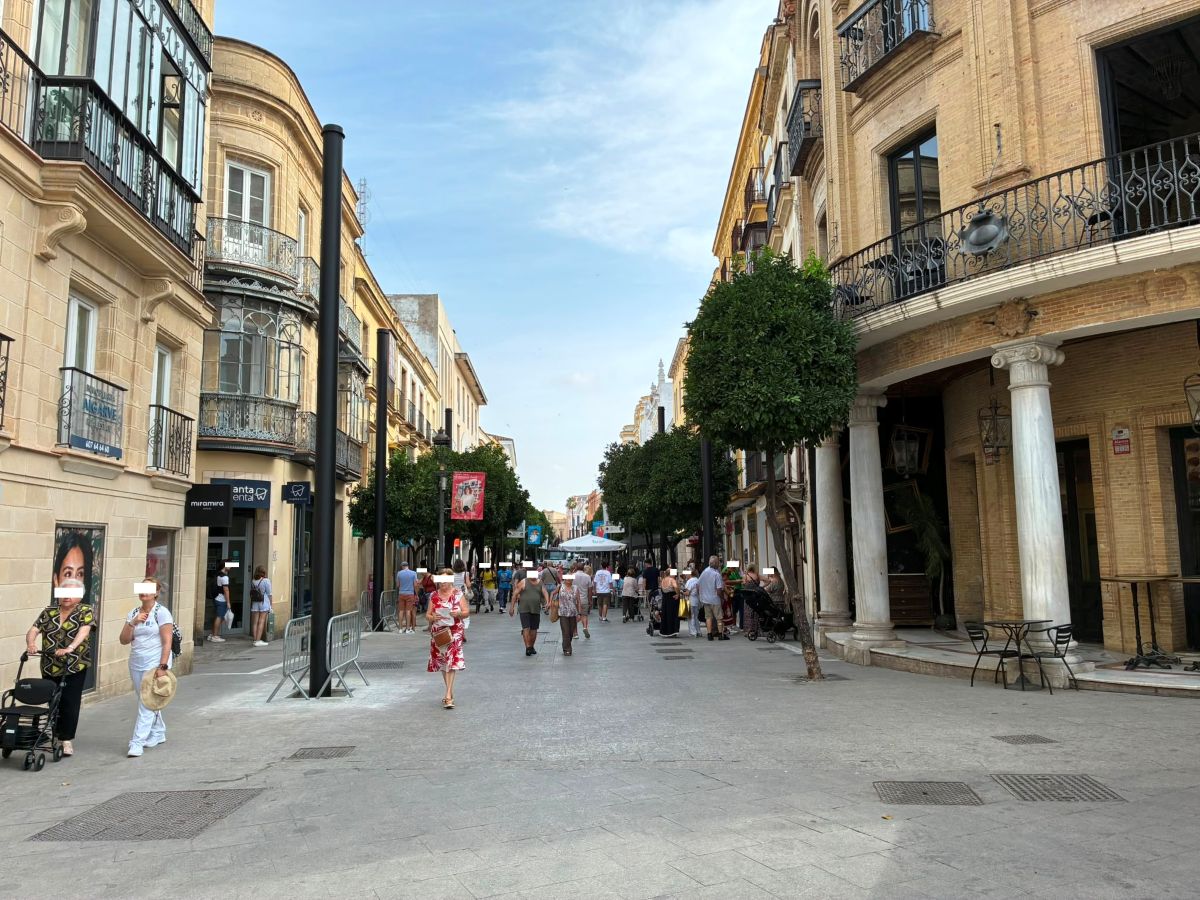 El drástico cambio en la calle Larga que transformará tu forma de pasear por Jerez este verano