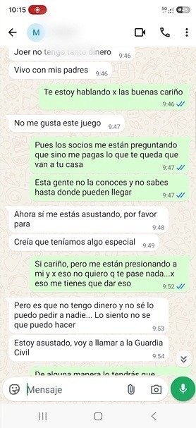 Captura de pantalla de chat mostrando el momento en que los extorsionadores pasan a la amenaza directa de daño físico contra la víctima.