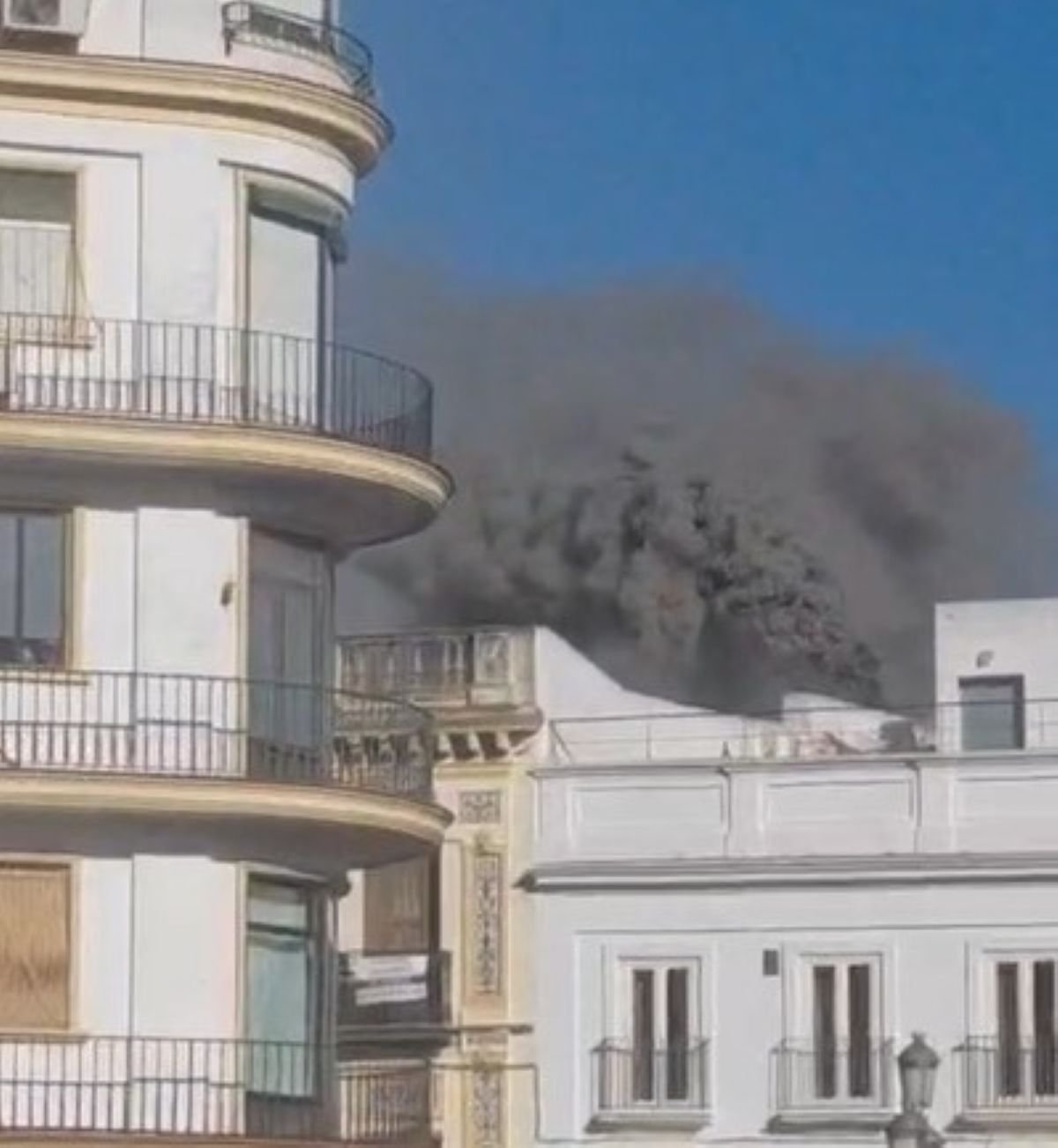 Incendio en el Mesón el Asador de Jerez: Detalles y cronología del suceso