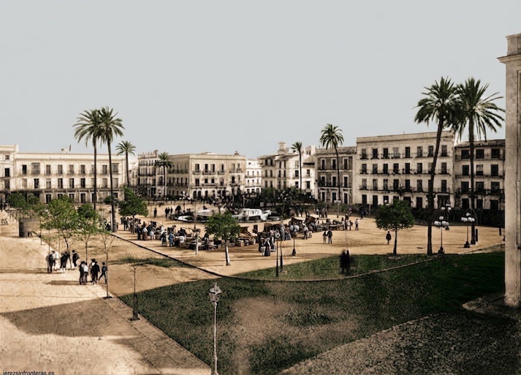 De campo de batalla a fuentes luminosas: la gran transformación de la Plaza del Arenal de Jerez